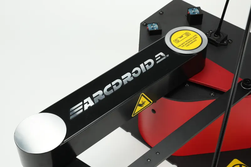 Détail du bras de l'ArcDroid